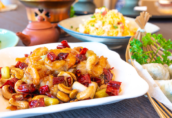 Fried Prawn with Cashew